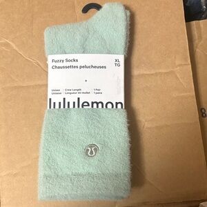lululemon athletica Fuzzy Crew Socks in Mint Green